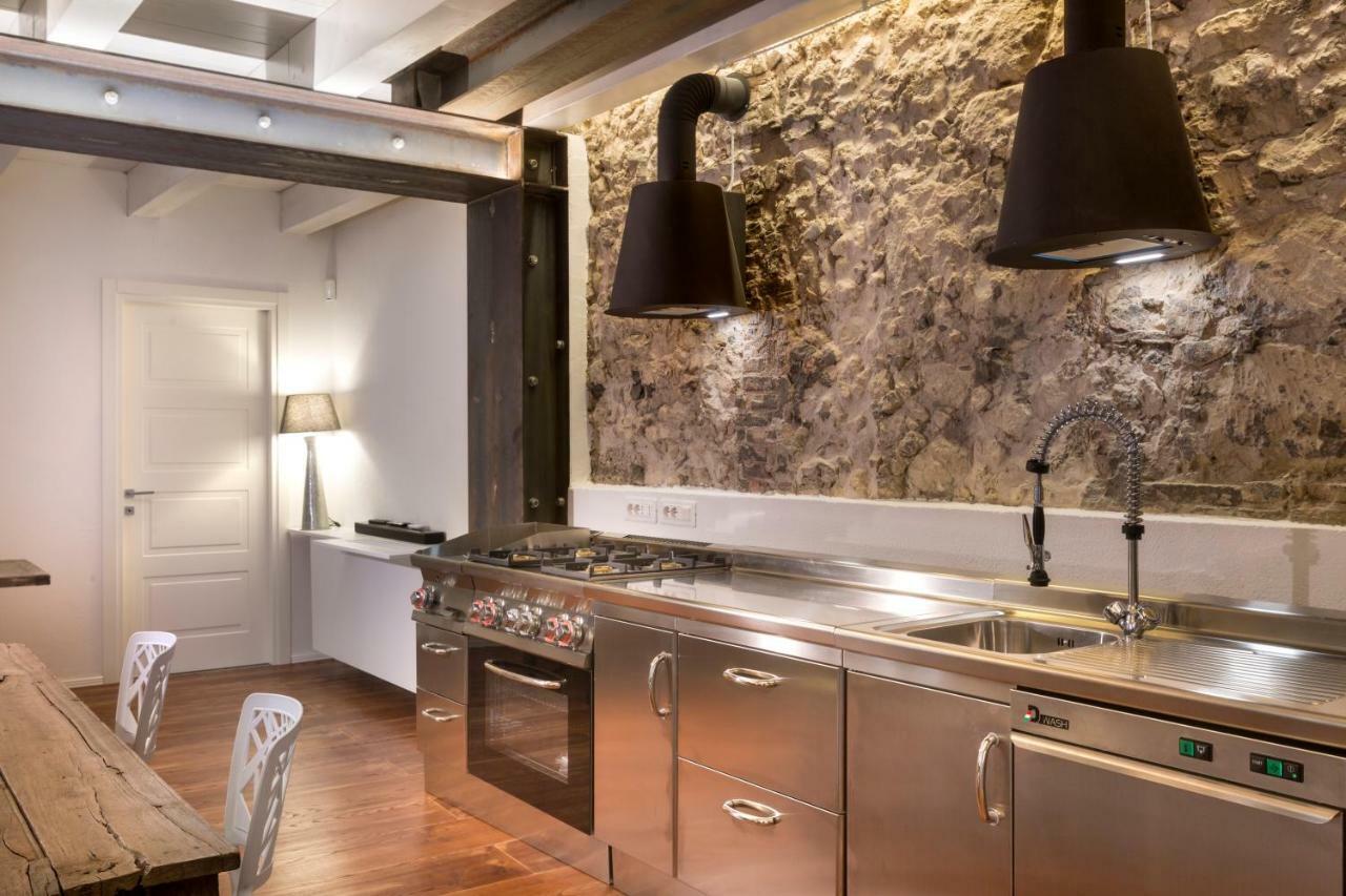 Cagliari Marina Harbour Guest House & Lounge ภายนอก รูปภาพ