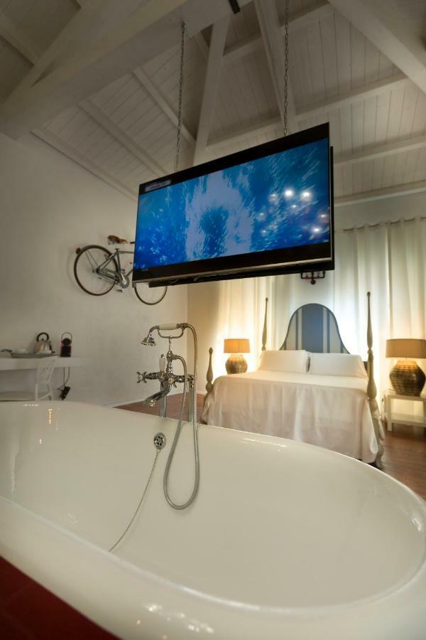Cagliari Marina Harbour Guest House & Lounge ภายนอก รูปภาพ