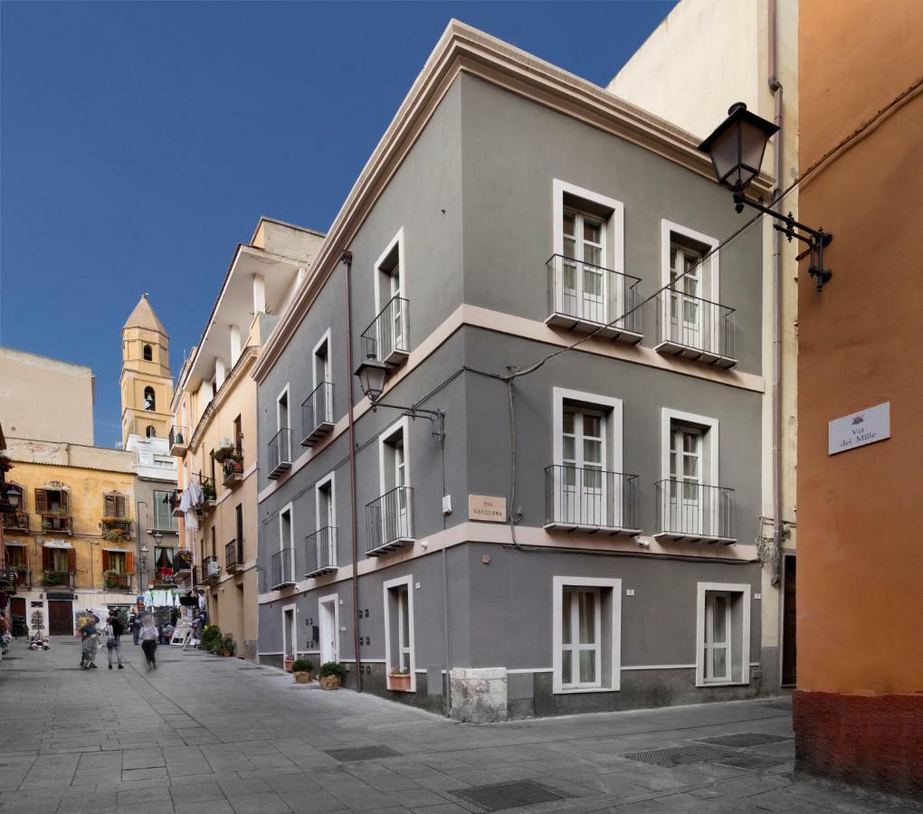 Cagliari Marina Harbour Guest House & Lounge ภายนอก รูปภาพ